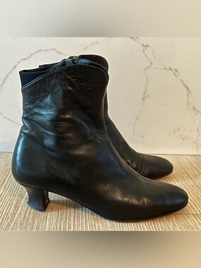 Thierry Rabotin Black Leather Ankle Booties